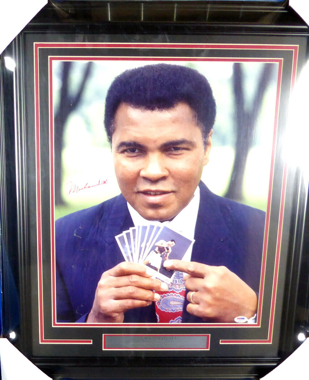 Muhammad Ali Autographed Signed Framed 16×20 Photo (Creased) PSA/DNA #Q02875